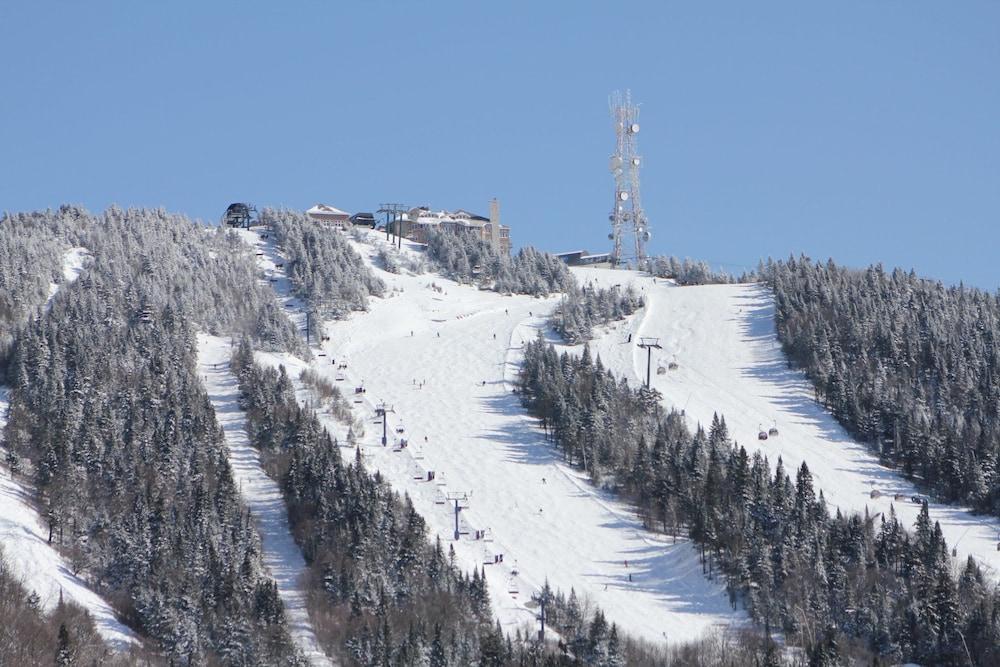 מונט טרמבלאנט Hotel Vacances Tremblant מראה חיצוני תמונה