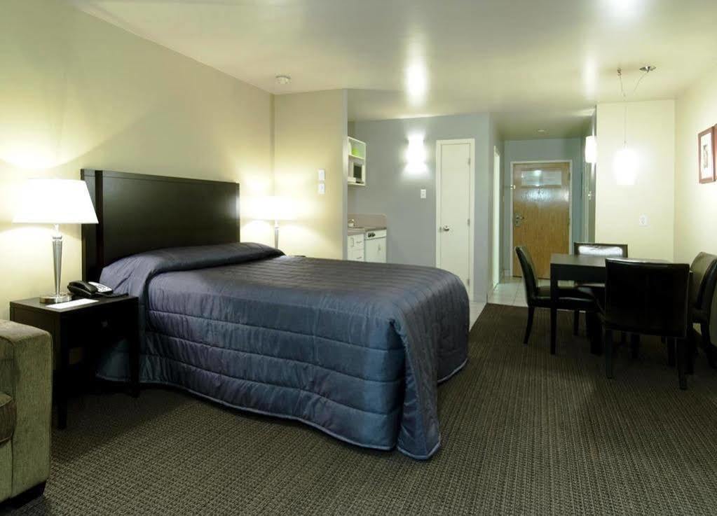 מונט טרמבלאנט Hotel Vacances Tremblant מראה חיצוני תמונה