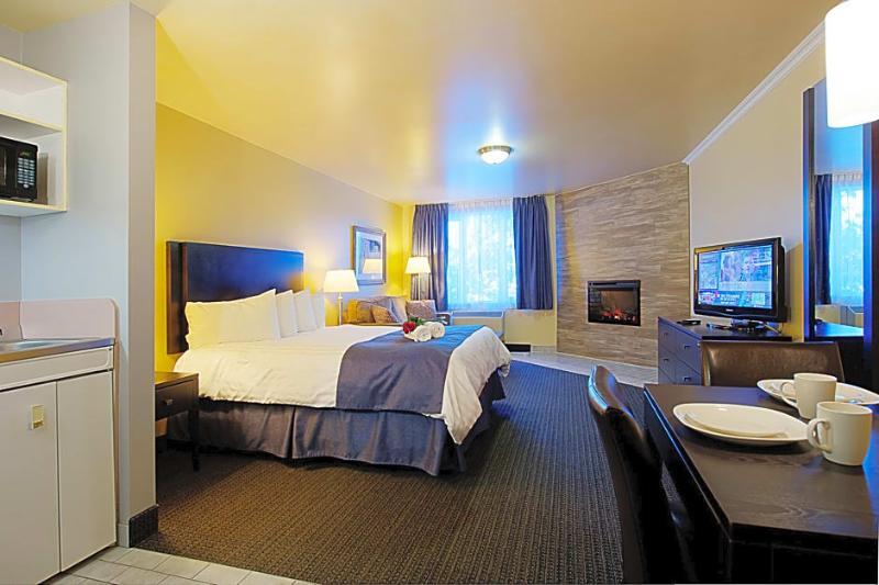 מונט טרמבלאנט Hotel Vacances Tremblant מראה חיצוני תמונה